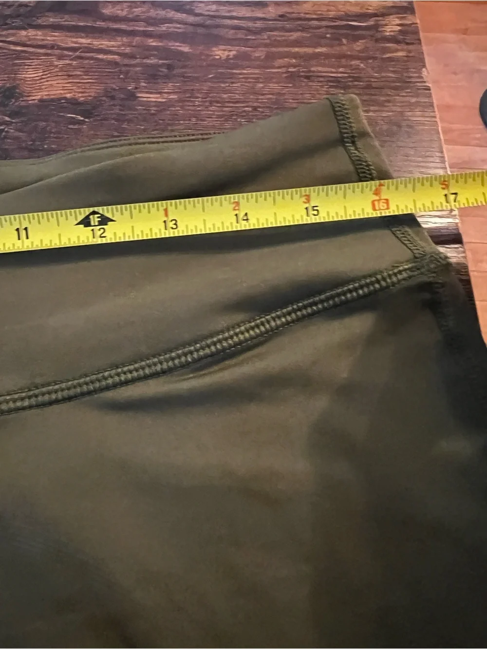 Nike Woman’s Olive Performance Leggings with Swoosh size L